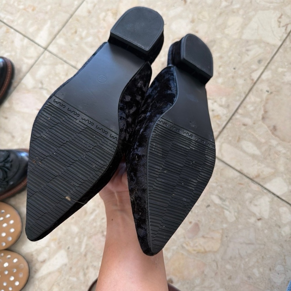 Velvet mules - Picture 5 of 6